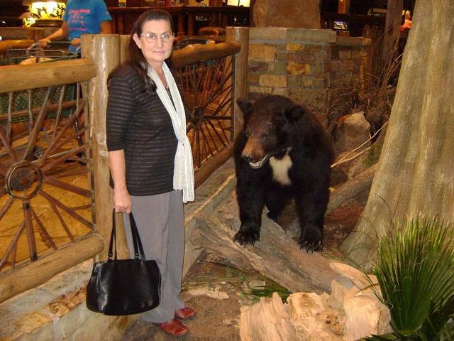 2010. augusztus - Meg a kitomott medve is elbatortalanit.