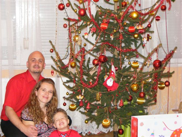 Nemzeti - Kis családom 2010. karácsonyán