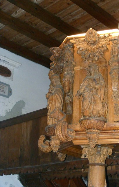 győr és környéke - Nemeskér, evangélikus templom - Németországból adományozott faragott szószék