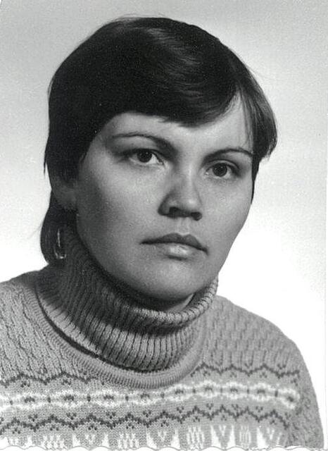 Profilképek2 - Ida portré - 1983
