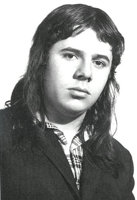 Profilképek2 - amikor még a hosszú haj volt a divat -1973