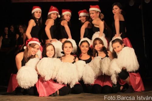 Karácsonyi gálaműsor a Fortuna Dance tánciskola szervezésében - fotók.barcsa istván