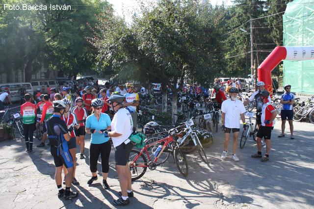 A Határon-Túra 2011 elnevezésű, Erdélyt és Magyarországot összekötő kerékpáros túra résztvevői augusztus 13-án délután érkeznek Székelyudvarhelyre.