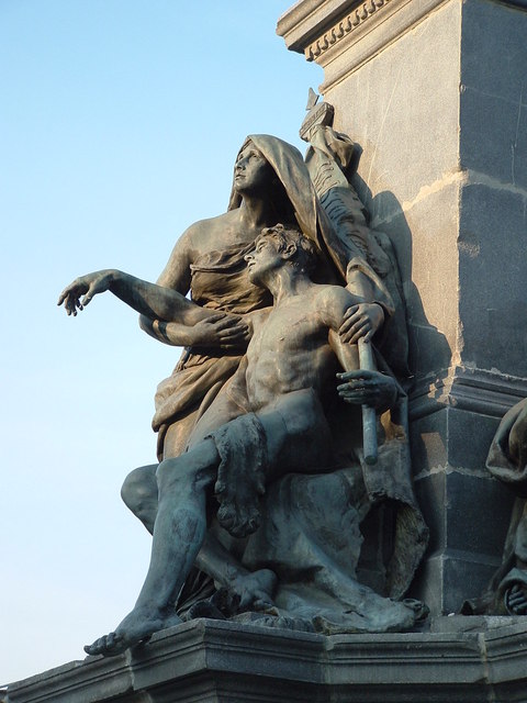 az Aradi Szabadság-szobor - Haldokló harcos