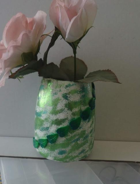 Hobbik - leveles váza