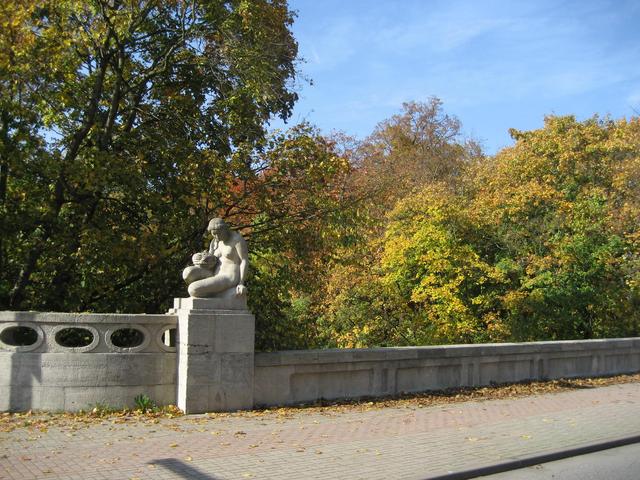 Az ösz aranya - Erfurt a Luisen- királynö parkja - A Hochenzoller -híd  1.