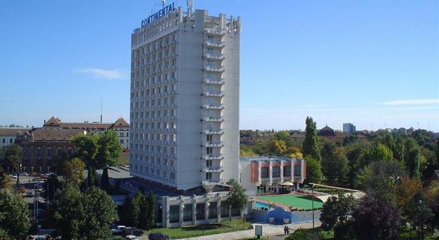 Enikő, június 2013 - Hotel Continental Temesvár
