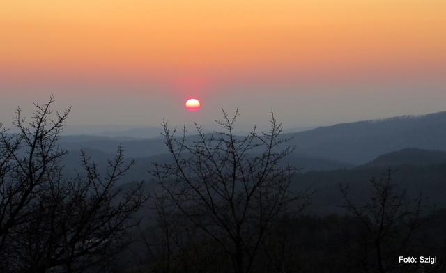 Salgótarjáni saját fotók - Márciusi naplemente