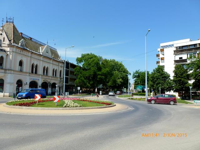 Makói központ 2o15 - A főutca , háttérben látszik a Hagymatikum- Termálstrand